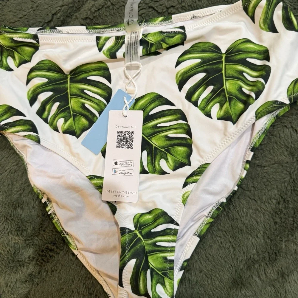 Cupshe Women Green Swimsuit‎ Bottoms Large NWT Palm